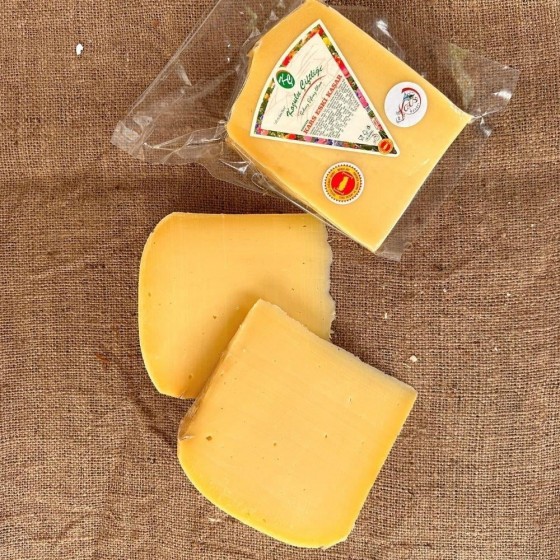 Eski Kars Kaşar 1 kg